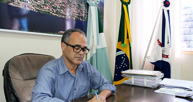 Iranil de Lima Soares, prefeito de Ladário, no Mato Grosso do Sul. (Foto: Assessoria de Comunicação PML)