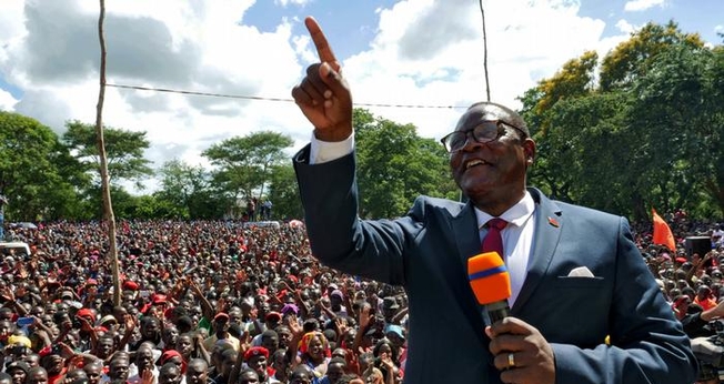 Lazarus Chakwera eleito presidente do Malawi. (Foto: E. Chagara / Reuters)
