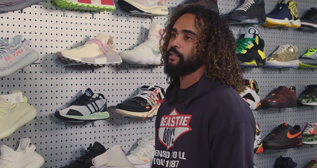 Jerry Lorenzo é designer de tênis e roupas e lançou uma marca inspirada em valores cristãos. (Foto: highsnobiety)