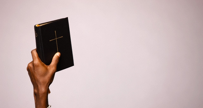 Imagem ilustrativa. Pastores e teólogos concordam que a Bíblia tem princípios imutáveis. (Foto: P Deliss/Getty Images)