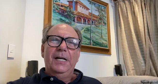 Pr. Lamartine Posella, durante live sobre ‘o espírito de morte’. (Foto: Reprodução / YouTube)