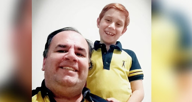 Rodrigo Segantini (esquerda), com seu filho Arthur estão frequentemente nas redes sociais, pelo perfil "Tudo Pelo Meu Filho". (Foto: Acolhe com Amor)