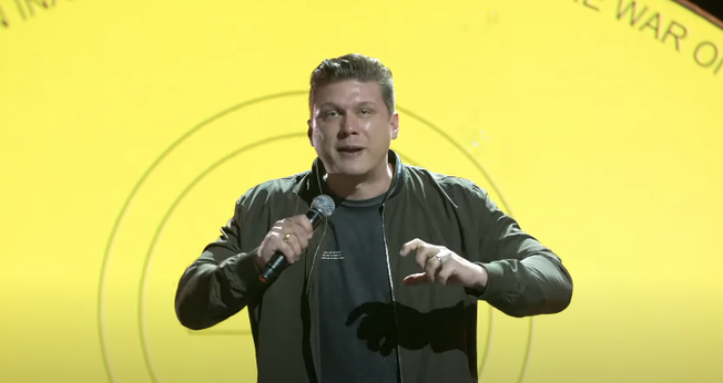 Daniel Kolenda fala durante a edição online do The Send 2021. (Foto: YouTube/The Send)