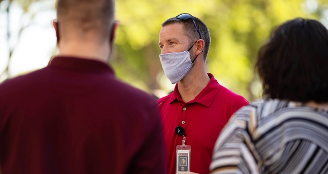  Pensando na saúde mental da sua comunidade, a Christian’s Church of the Valley criou o programa “Press On”. (Foto: CCV/Facebook)