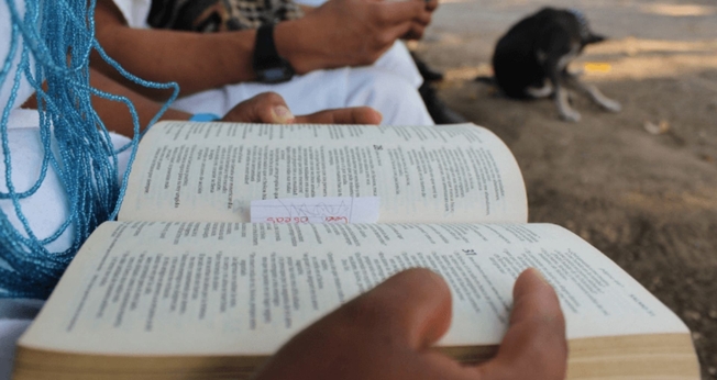 Na Colômbia, os valores cristãos batem de frente com a ideologia de guerrilheiros e grupos armados. (Foto: Portas Abertas)