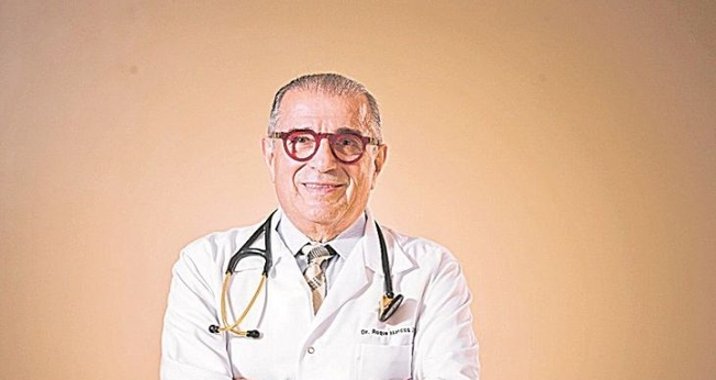 Roque Marcos Savioli é doutor em cardiologia pela Faculdade de Medicina da USP e trabalha no InCor. (Foto: Tribuna Online)