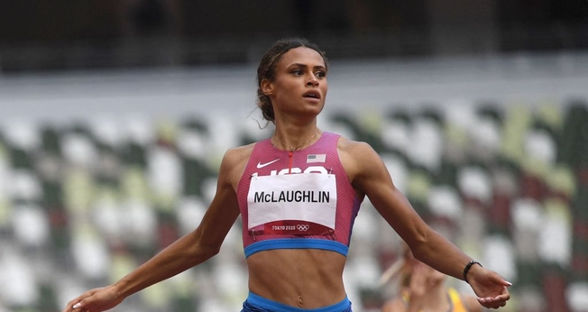 Sydney McLaughlin, dos EUA, estabeleceu recorde mundial nas Olimpíadas. (Foto: AFP/Getty Images)