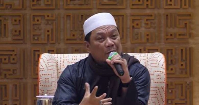 Muhammad Yahya Waloni é acusado de insultar o Cristianismo. (Foto: Reprodução / YouTube / UCA)