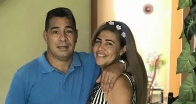 Pastor Lorenzo Rosales Fajardo e sua esposa Maridilegnis Carballo. (Foto: Christian Solidarity Worldwide).