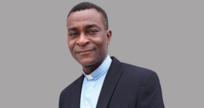 Pr. Israel Adebayo, vítima de motorista em alta velocidade. (Foto: Reprodução / Facebook)