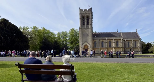 Igreja de Santa Maria em Woburn, no sul da Inglaterra. (Foto: Reuters/Toby Melville)