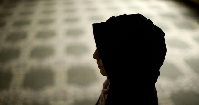 Jamila era muçulmana praticante, mas já tinha ouvido falar do amor de Jesus. (Imagem ilustrativa: AP Photo/Matt Rourke)