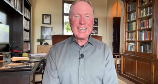  Max Lucado, autor e pastor americano. (Foto: Reprodução/YouTube).