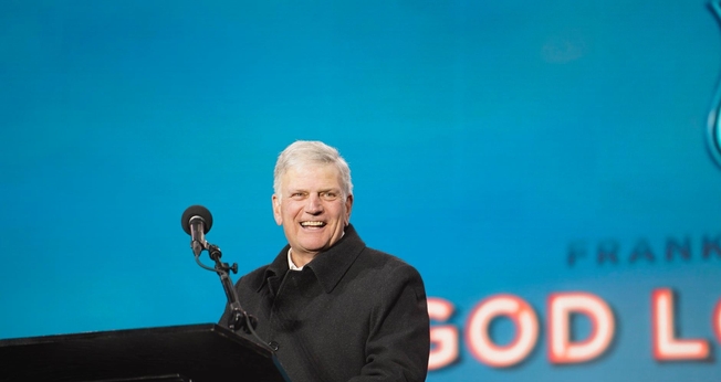  O evangelista passou por uma cirurgia para tratar uma pericardite constritiva. (Foto: Franklin Graham/Facebook).