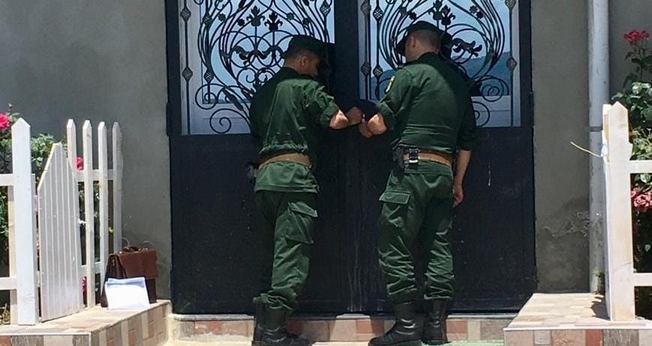 Igreja sendo lacrada na Argélia. (Foto: Portas Abertas)
