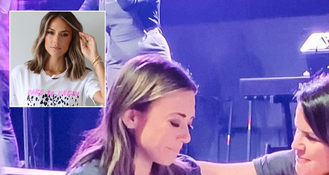 Jana Kramer publica imagens de seu batismo nas águas. (Foto: Montagem Guiame / Instagram Jana Kramer)