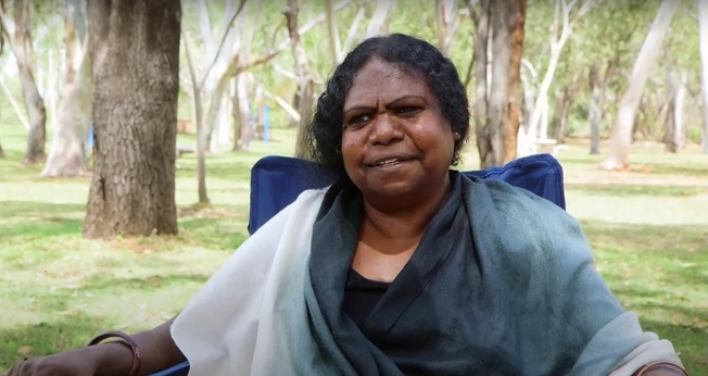 Millywanga Sandy Wurrben. (Foto: Captura de tela/YouTube 40 Stories Project)
