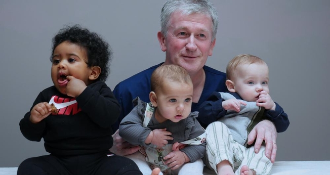 O Dr. Dermot Kearney prescreve tratamento para reverter aborto em mães arrependidas. (Foto: Christian Legal Centre).