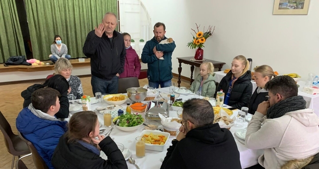 A família será integrada na comunidade ucraniana que existe na igreja. (Foto: Igreja Evangélica Batista de Leiria).