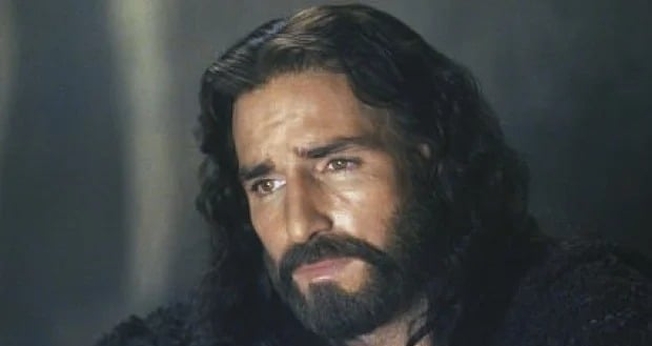 Olhar de Jesus. (Foto: Captura de tela/Cena do filme Paixão de Cristo)