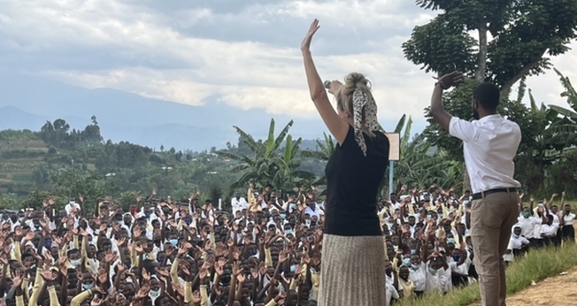 O ministério “Cristo para todas as Nações” realizou mais de mil Cruzadas Kids em Ruanda. (Foto: Cristo para Todas as Nações). 
