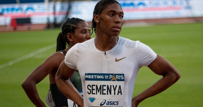 Caster Semenya, atleta intersexual, especialista nos 800m, conquistou o ouro nos Campeonatos Mundiais de 2009 e 2017, e o ouro nas Olimpíadas do Rio em 2016. (Foto: Yann Caradec / Creative Commons)