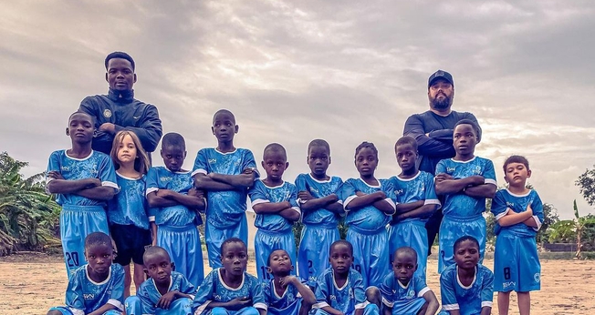 Leo Burg usa sua profissão no campo missionário. (Foto: Leo Burg/Instagram)