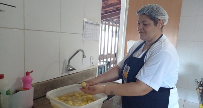 Janaína teve a vida transformada com a ajuda da “Casa das Mulheres”. (Foto: Divulgação/Notícias Adventistas).