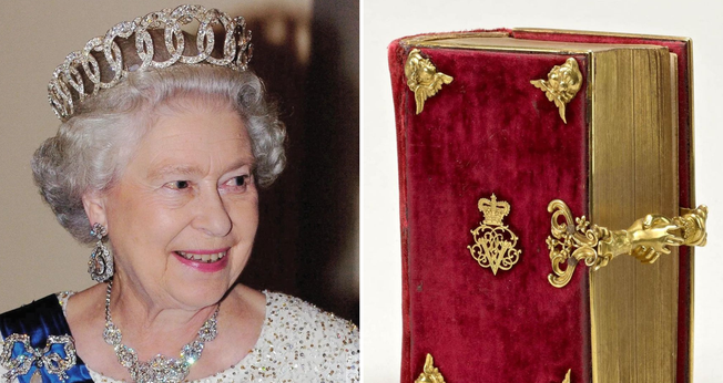 Rainha Elizabeth II e o Livro de orações da Rainha Victoria. (Foto: Instagram/Royal Collection Trust)