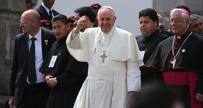 Papa Francisco em visita a igreja de El Quinche, Pichincha. (Foto: Carlos Rodríguez/Andes/Creative Commons).