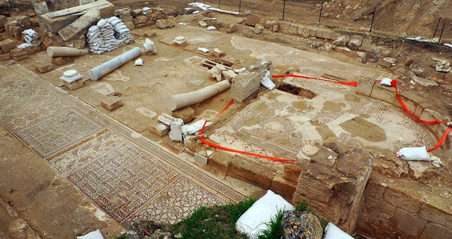 Mosaico Hirbat Midras, ruínas de igrejas em Israel. (Foto: Wikipedia/Creative Commons)