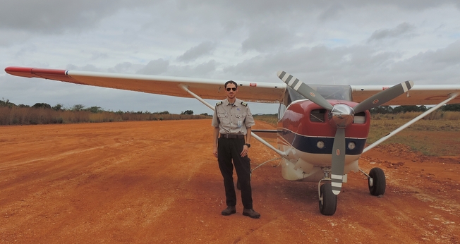 O missionário foi preso no aeroporto quando transportava suprimentos a um orfanato. (Foto: Reprodução/MAF)