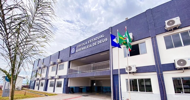 Fachada da Escola Estadual Evangélica Assembleia de Deus. (Foto: Wesley Rodrigues/Seduc)