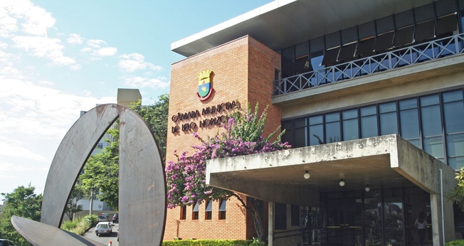 Fachada da Câmara Municipal de Belo Horizonte. (Foto: Facebook/Câmara Municipal de Belo Horizonte)