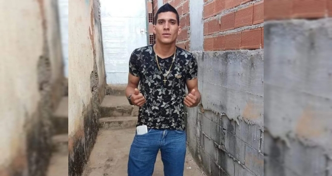 Kelber Couto Lima, de 30 anos, foi baleado em Caratinga (MG). (Foto: Redes sociais).