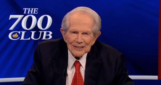 Pat Robertson é um dos televangelistas mais conhecidos nos EUA. (Foto: CBN News)