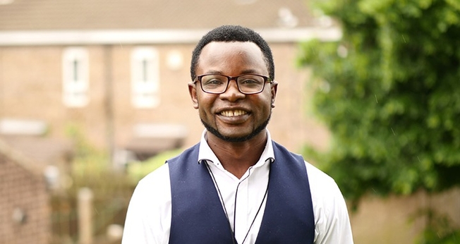 Felix Ngole. (Foto: Reprodução/Christian Concern)