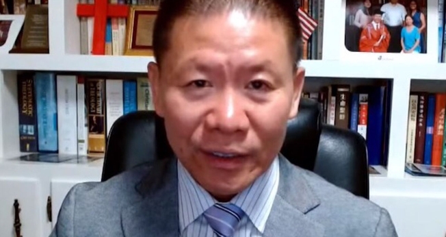 O pastor Bob Fu em entrevista à CBN News. (Foto: Reprodução/YouTube/CBN News)