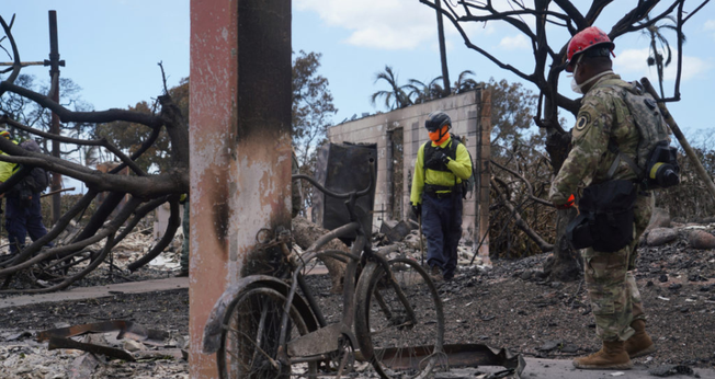 Capelães ajudam vítimas dos incêndios florestais em Maui. (Foto: Aliança Cristã e Missionária)