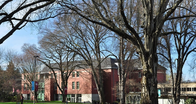 Prédio da Seattle Pacific University, no estado de Washington. (Foto: Wikimedia Commons)