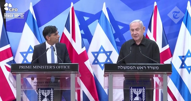 O primeiro-ministro britânico Rishi Sunak em coletiva junto com o primeiro-ministro israelense, Benjamin Netanyahu. (Captura de tela/YouTube/The Telegraph)