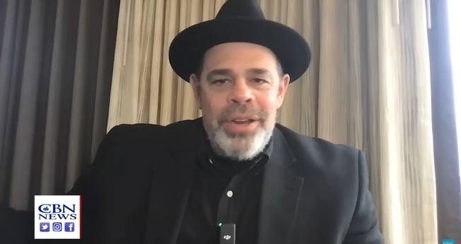 Rabino messiânico, Jason Sobel. (Captura de tela: YouTube CBN News)