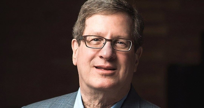 Lee Strobel, autor de “Deus é real?” (Foto: Facebook/Lee Strobel)