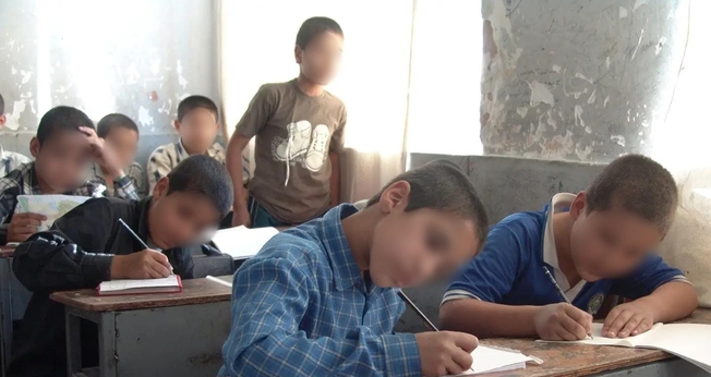 Crianças iranianas na escola. (Foto: Portas Abertas)