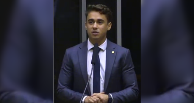 Nikolas Ferreira na tribuna da Câmara dos Deputados, em 5 de dezembro de 2023. (Captura de tela/Instagram/nikolasferreiradm)