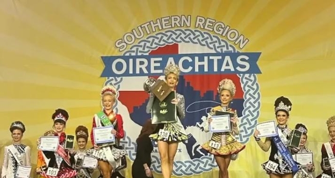 Competição de dança irlandesa nos EUA. (Captura de tela: YouTube Black and White Sports)