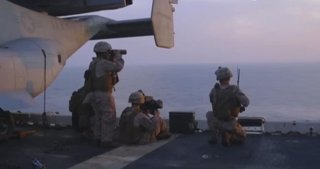 Houthis continuam atacando navios no mar Vermelho. (Captura de tela: YouTube/Record News)