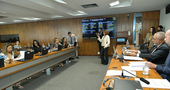 Reunião da Comissão de Direitos Humanos e Legislação Participativa, quarta-feira (19). (Foto: Geraldo Magela/Agência Senado)