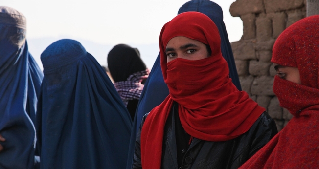 O Talibã exigiu a exclusão das mulheres afegãs como condição para sua presença em reunião com a ONU. (Foto: Pixabay/ArmyAmber)