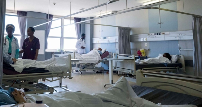 Feridos no hospital. (Foto: Reprodução/Global Christian Relief)